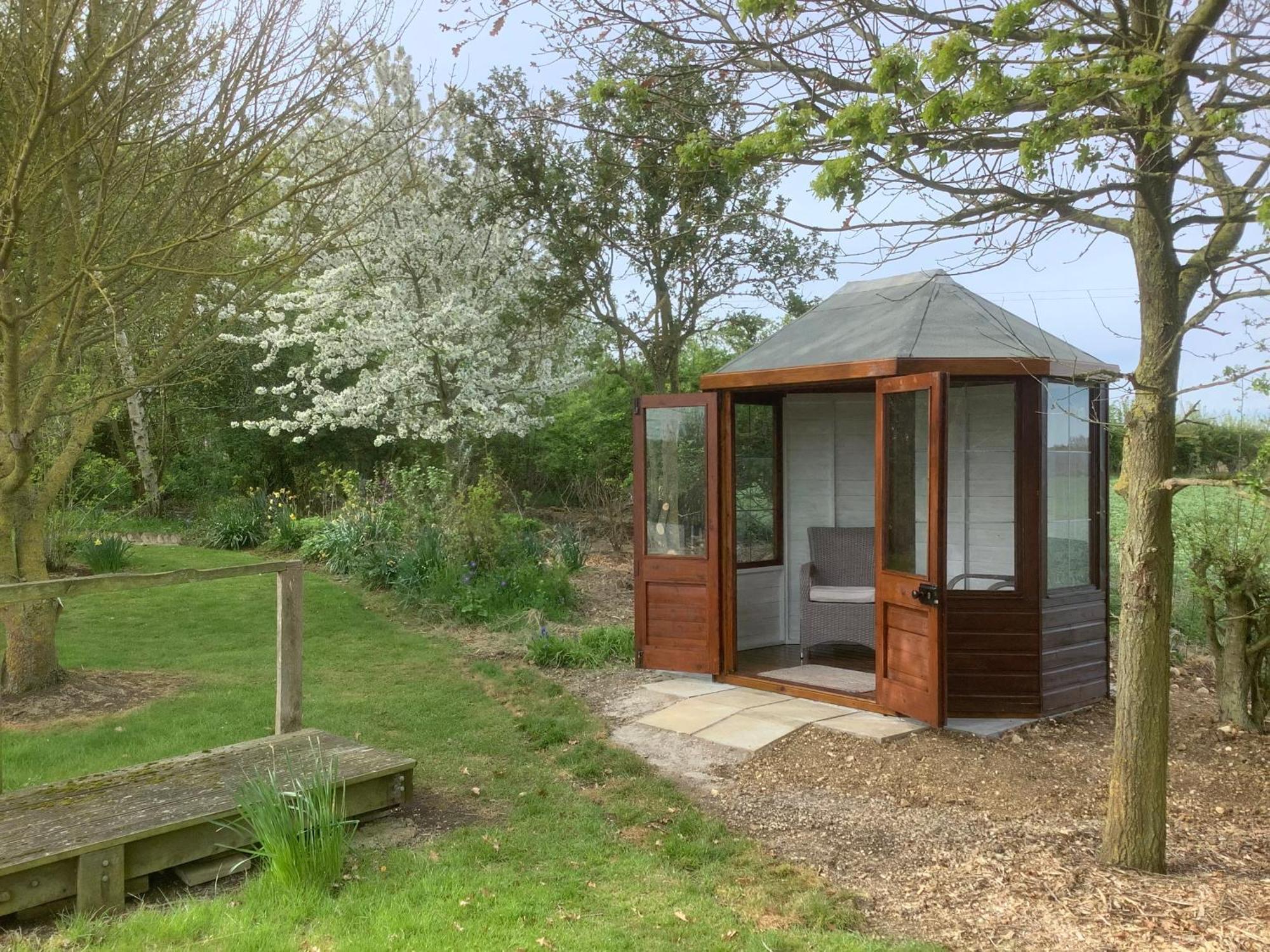 Hollyhock Cottage, Clematis Cottages, Stamford Exterior photo
